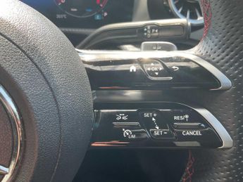 Mercedes-Benz Cla AMG Line