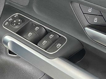 Mercedes-Benz EQB AMG Line
