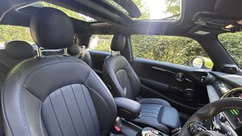MINI Hatchback Cooper S Level 3