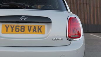 MINI Hatchback Cooper Classic