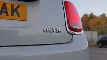 MINI Hatchback Cooper Classic