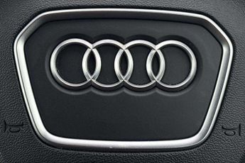 Audi Q3 Black Edition