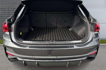Audi Q3 Black Edition