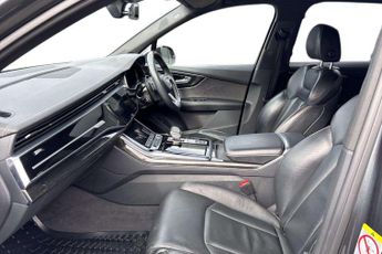 Audi Q7 Black Edition