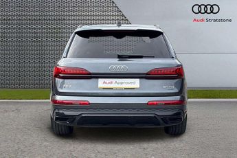 Audi Q7 Black Edition