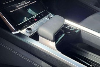 Audi Q8 S Line