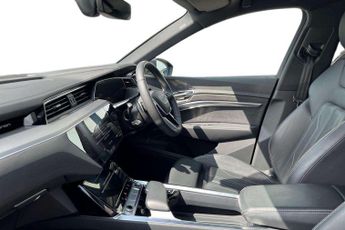 Audi Q8 S Line