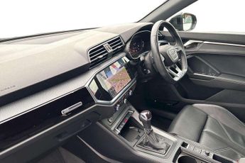 Audi Q3 Black Edition