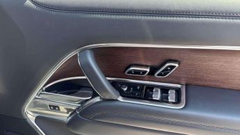 Land Rover Range Rover SE