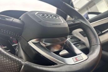 Audi Q7 S Line