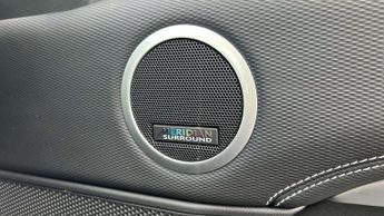 Land Rover Discovery R-Dynamic HSE