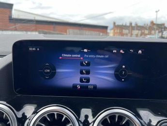 Mercedes-Benz EQA Sport Executive