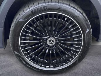 Mercedes-Benz EQB Urban Edition