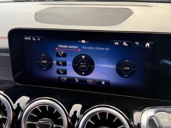 Mercedes-Benz EQB AMG Line Premium
