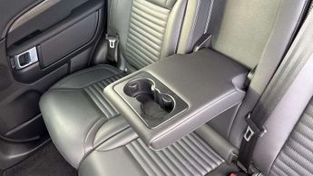 Land Rover Discovery R-Dynamic SE