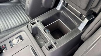 Land Rover Discovery R-Dynamic SE