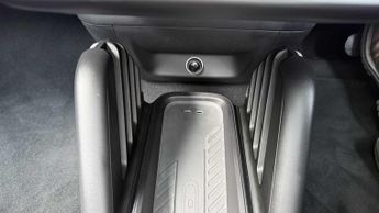 MINI Cooper SE Sport