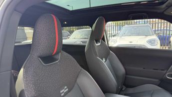 MINI Cooper SE Sport