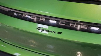 Porsche Taycan 