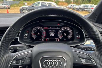 Audi Q7 S Line