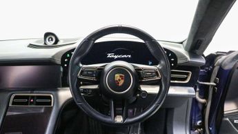 Porsche Taycan 