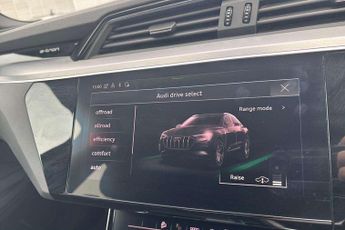 Audi Q8 S Line