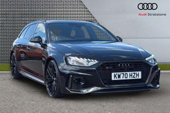 Audi RS4 Carbon Black
