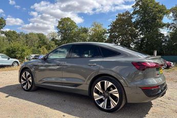 Audi Q8 Vorsprung
