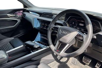 Audi Q8 Vorsprung
