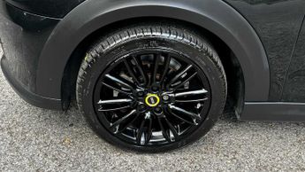 MINI Hatchback Cooper S Level 2