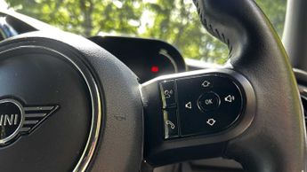 MINI Hatchback Cooper S Level 2