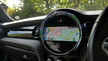 MINI Hatchback Cooper S Level 2