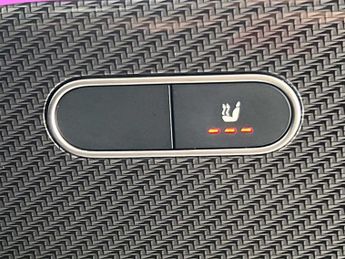 Mercedes-Benz GLA AMG Line