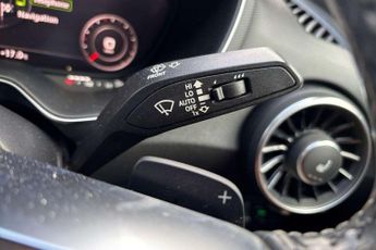 Audi TT TTS Black Edition