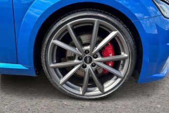 Audi TT TTS Black Edition