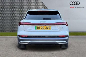 Audi E-Tron 