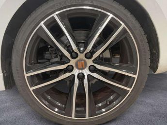 SEAT Leon Cupra