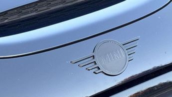 MINI Hatchback Cooper S Exclusive