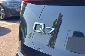 Audi Q7 Black Edition