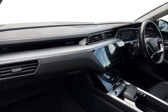 Audi E-Tron 