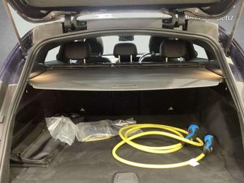 Mercedes-Benz EQC AMG Line