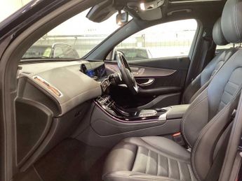 Mercedes-Benz EQC AMG Line