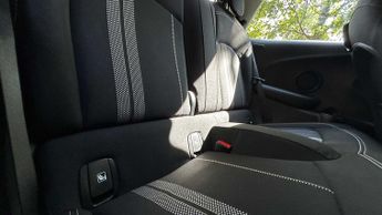 MINI Hatchback Cooper S Level 1