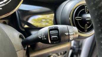 MINI Hatchback Cooper S Level 1