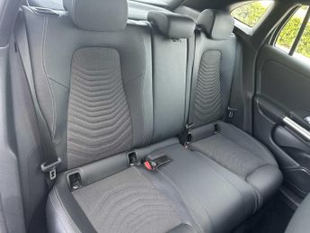 Mercedes-Benz GLA Sport