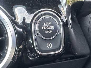 Mercedes-Benz GLA Sport