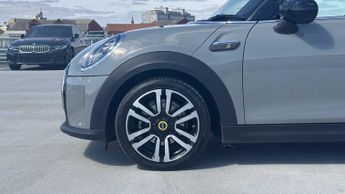 MINI Hatchback Cooper S Level 2