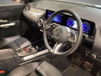 Mercedes-Benz EQA Sport Executive