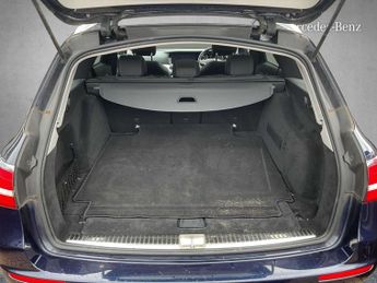 Mercedes-Benz E Class SE