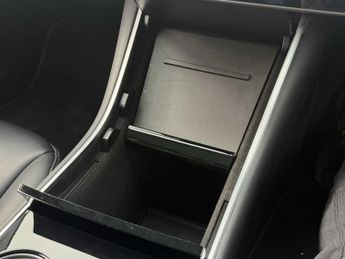 Tesla Model 3 Long Range